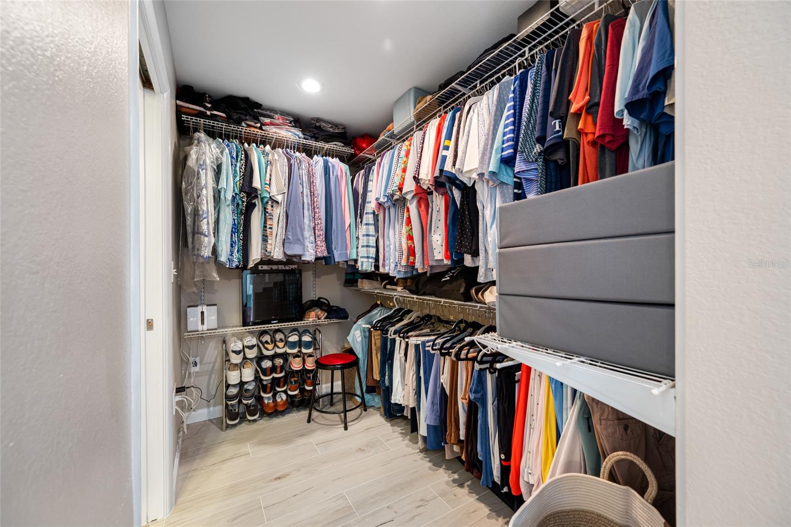 Walk in Closet