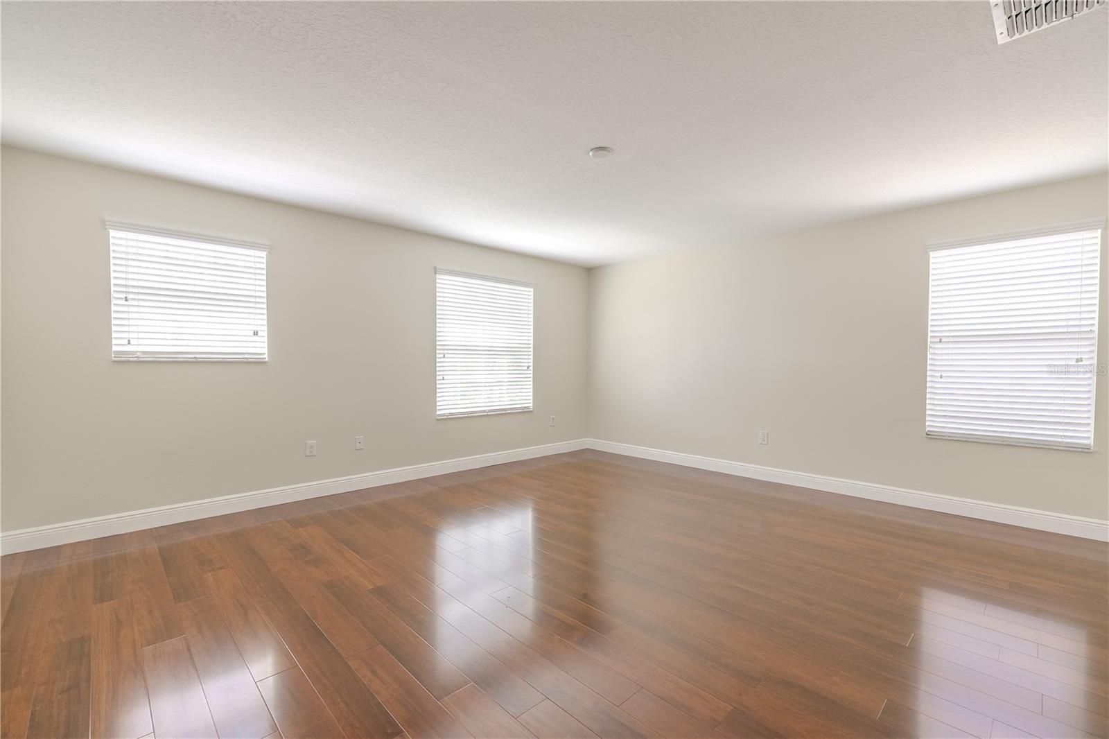 2nd floor loft.