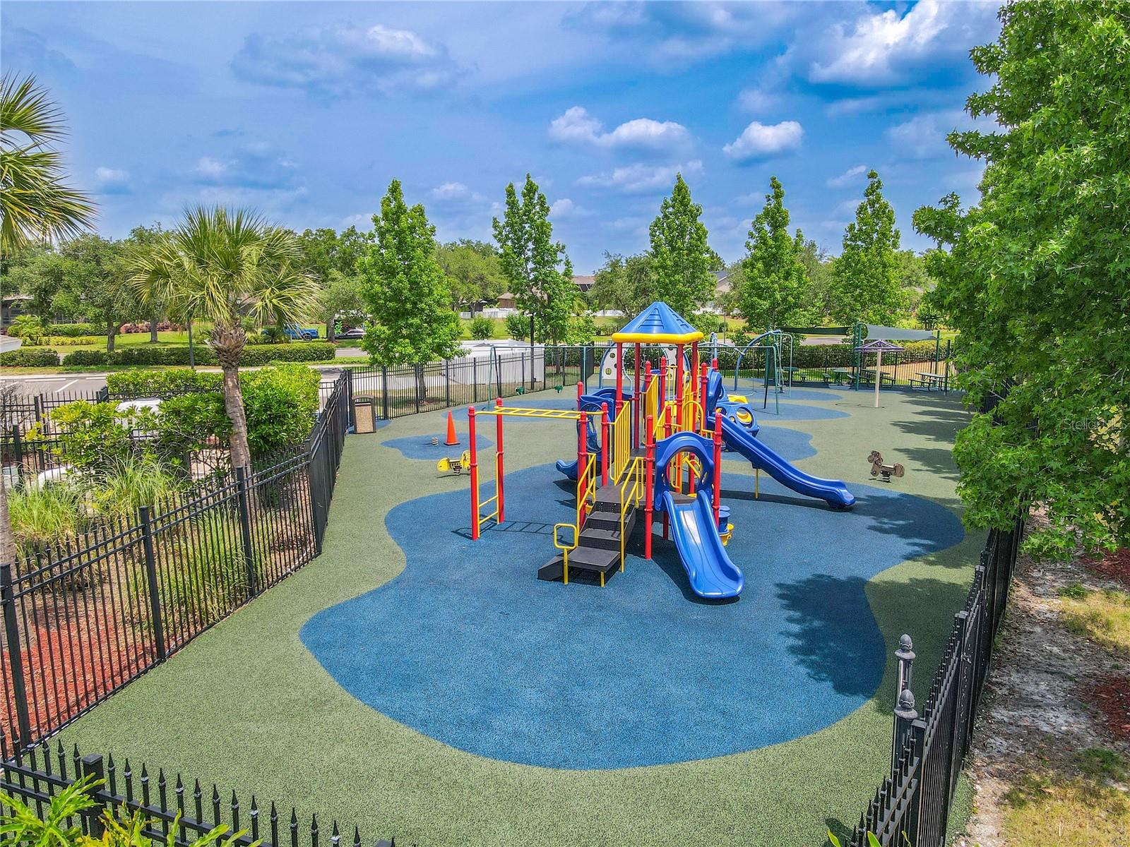 Live Oaks playground