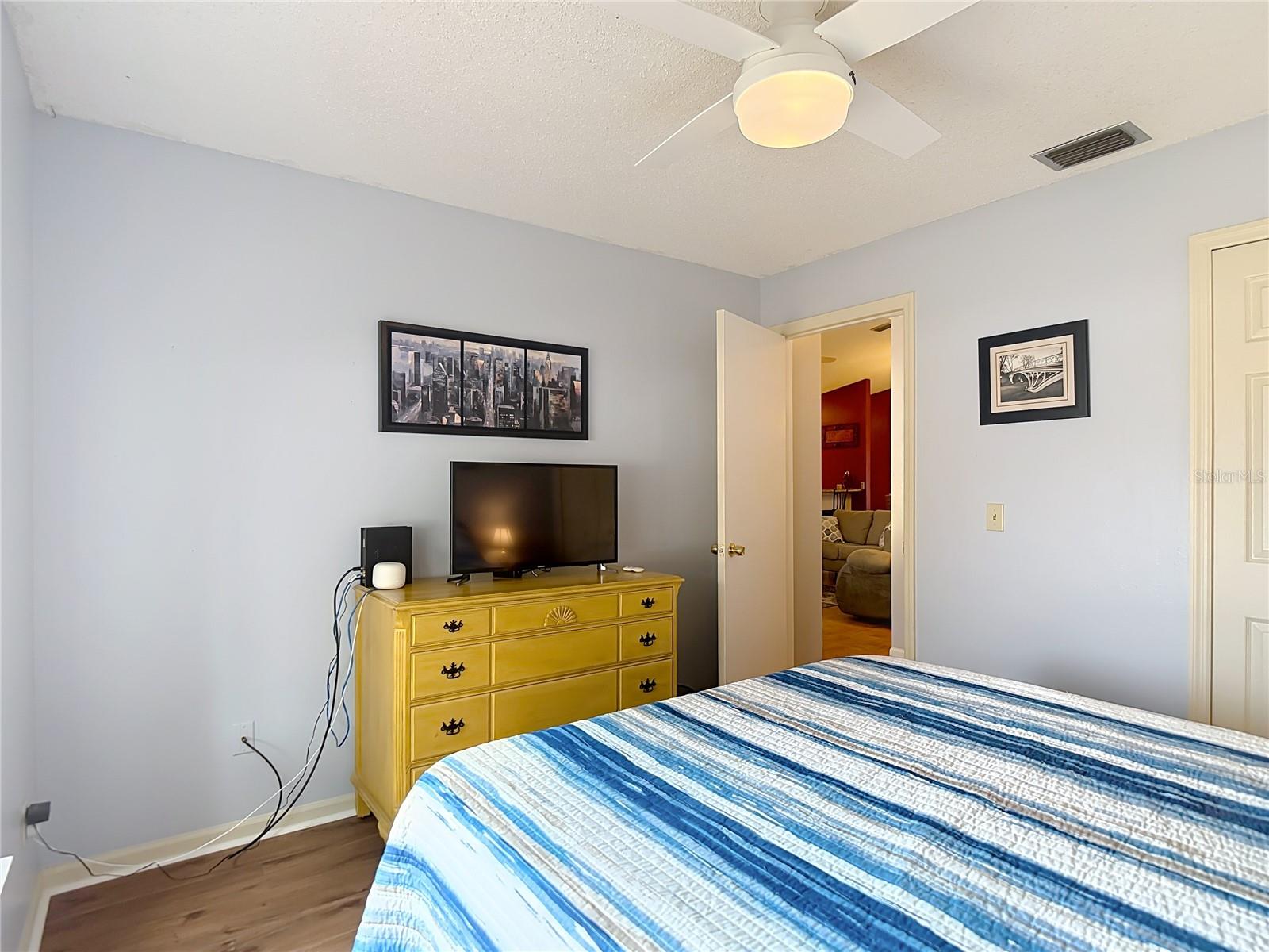 2nd Bedroom