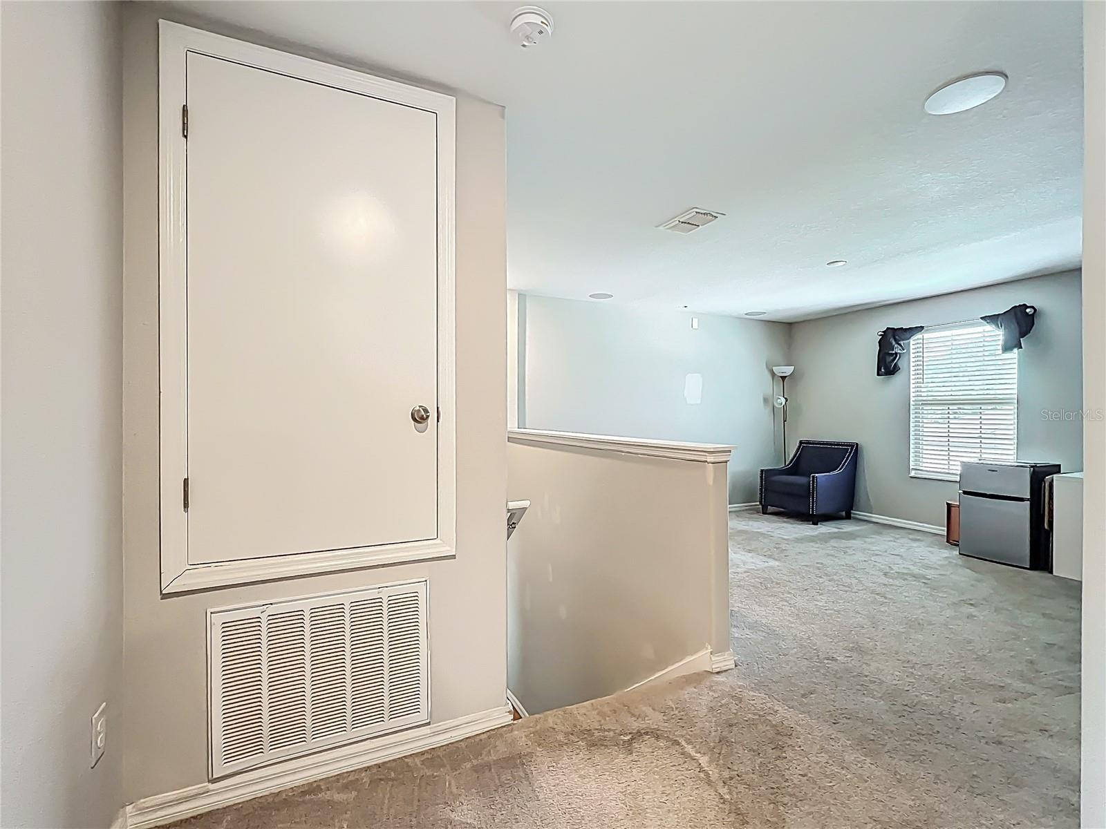 2ND FLOOR LOFT