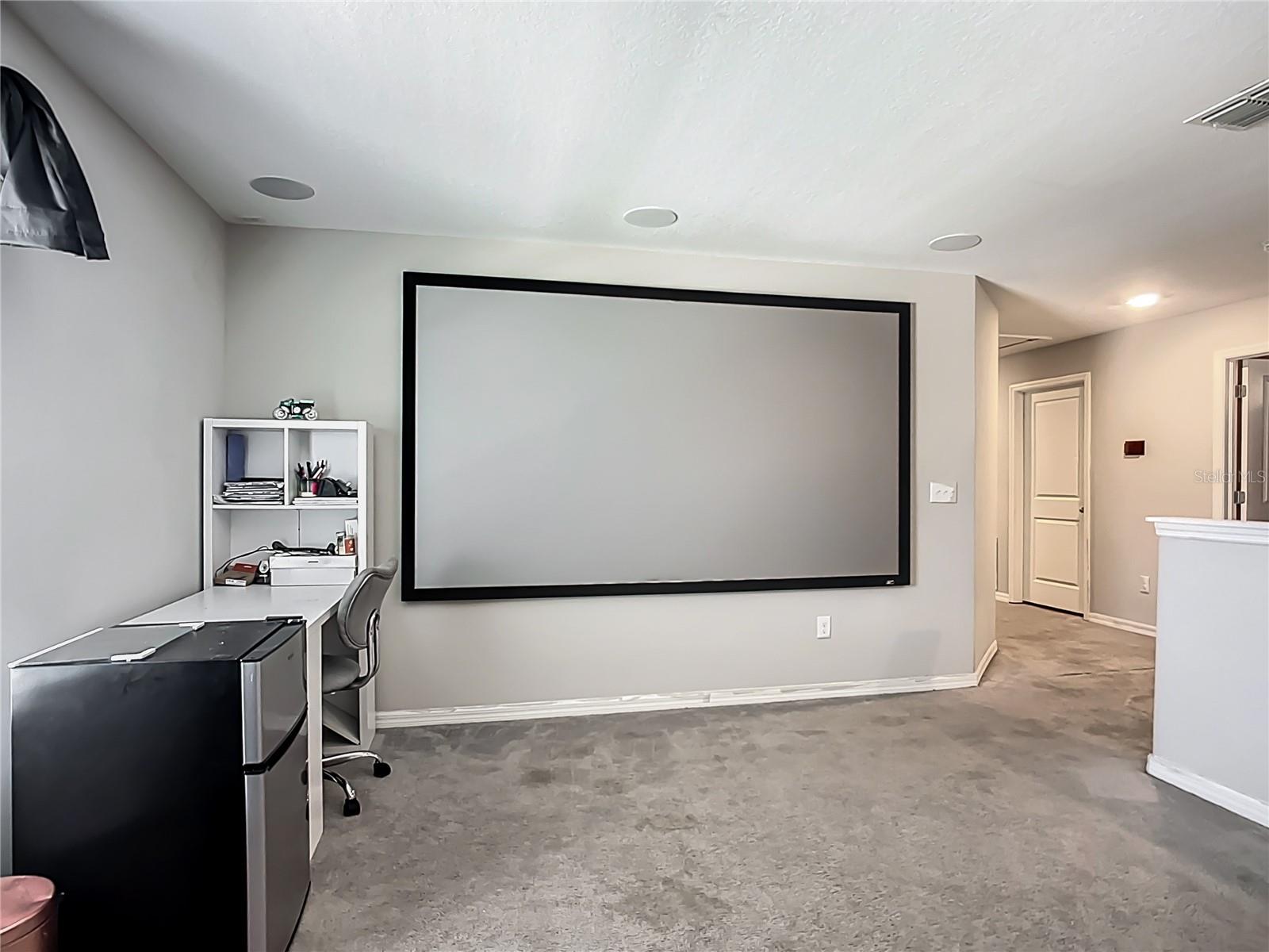 2ND FLOOR LOFT