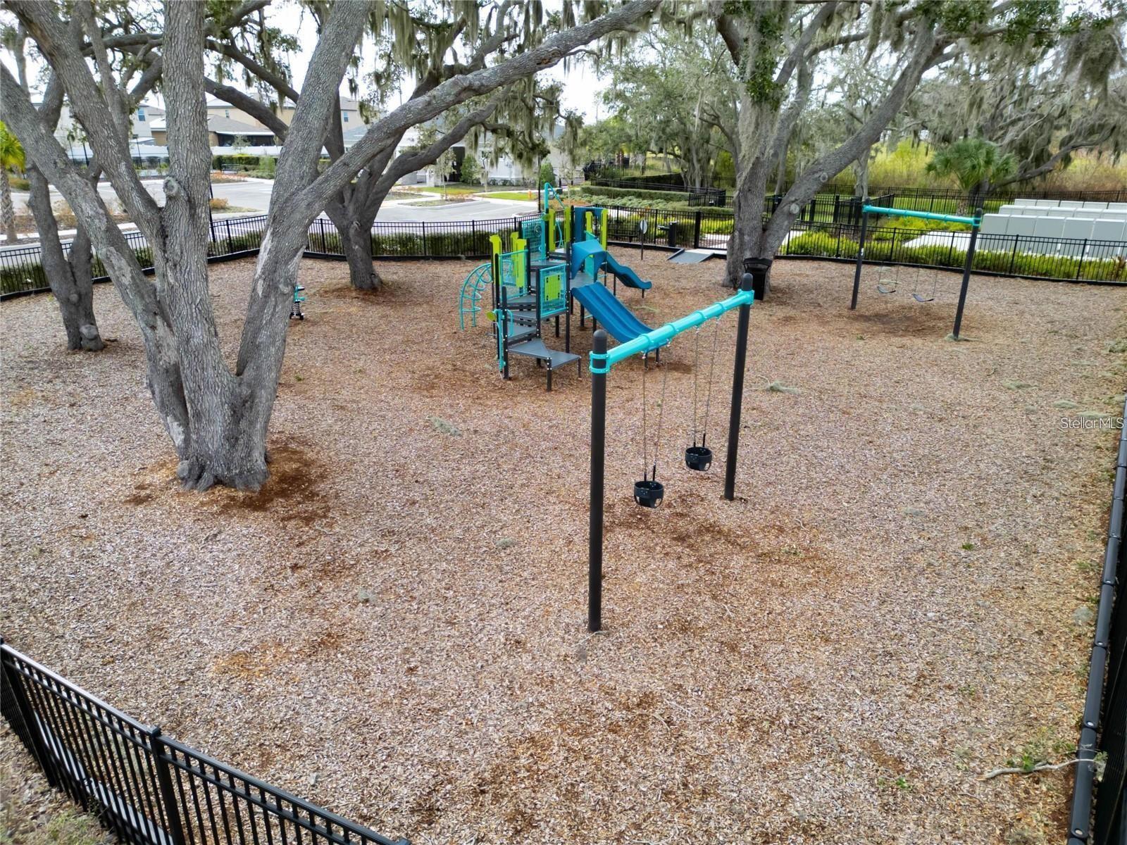 COMMUNITY PLAY GROUND