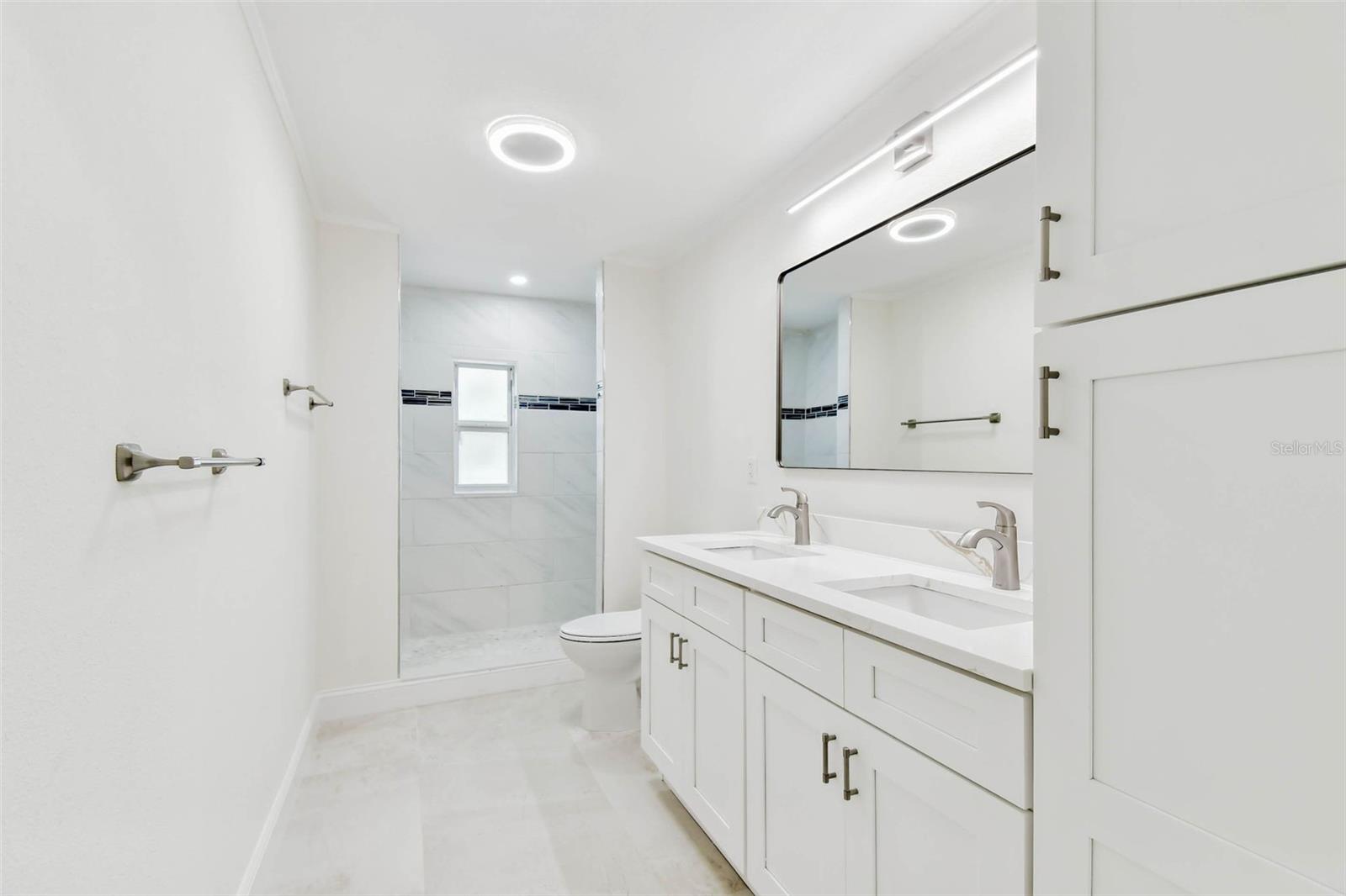guest bathroom 2
