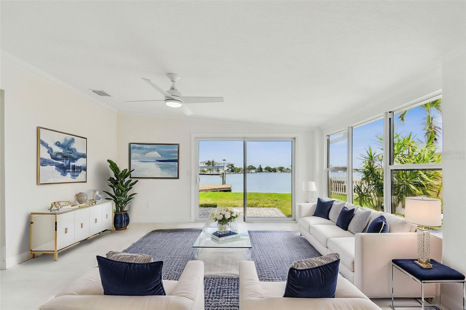 virtually staged living room