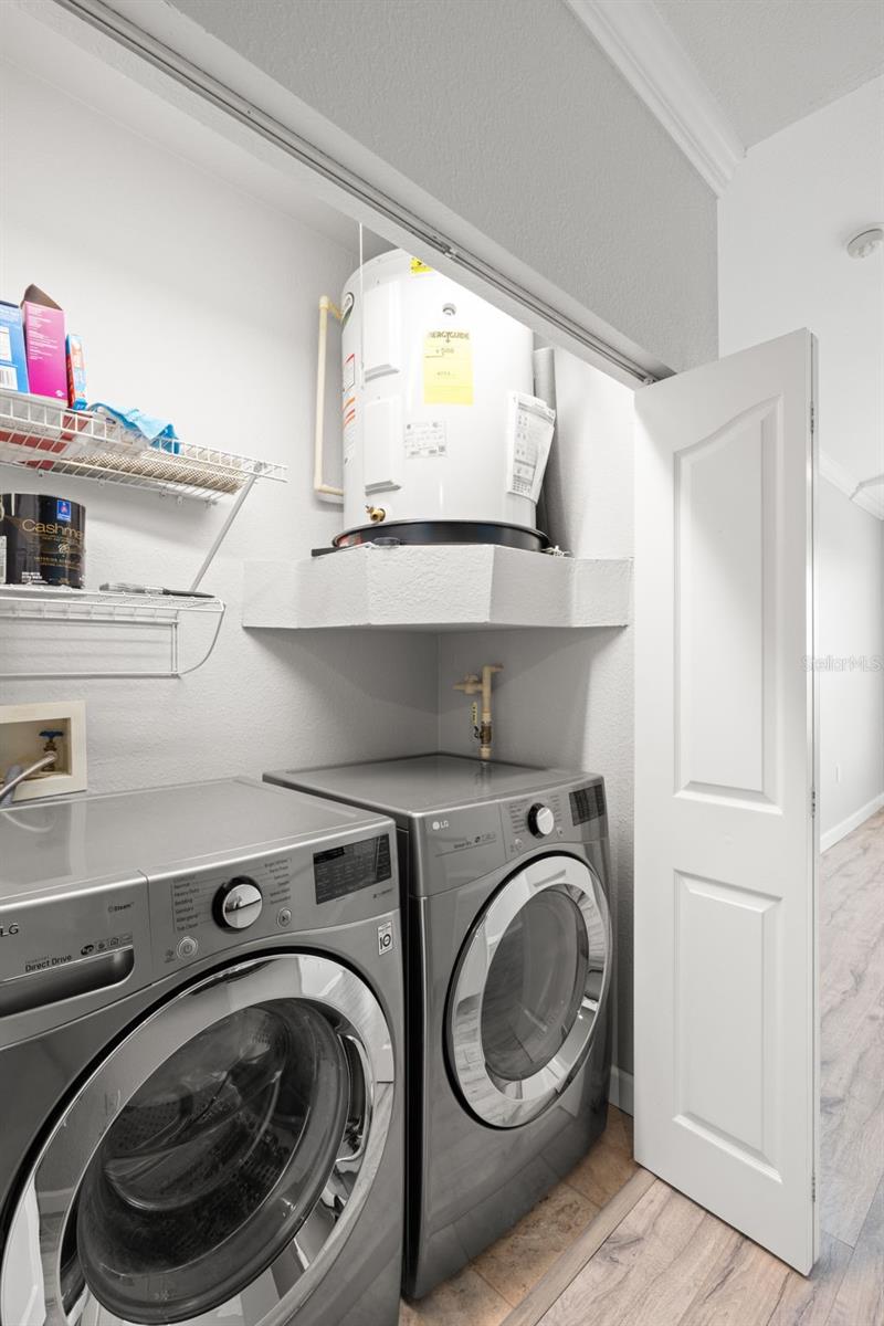 LAUNDRY CLOSET WITH FULL SIZE WASHER & DRYER