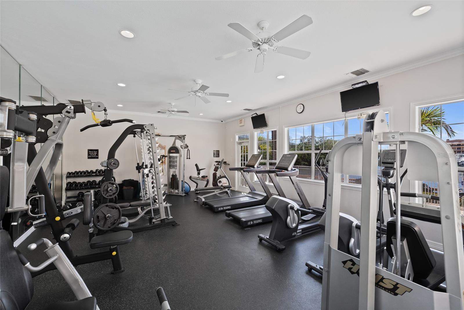 FITNESS CENTER