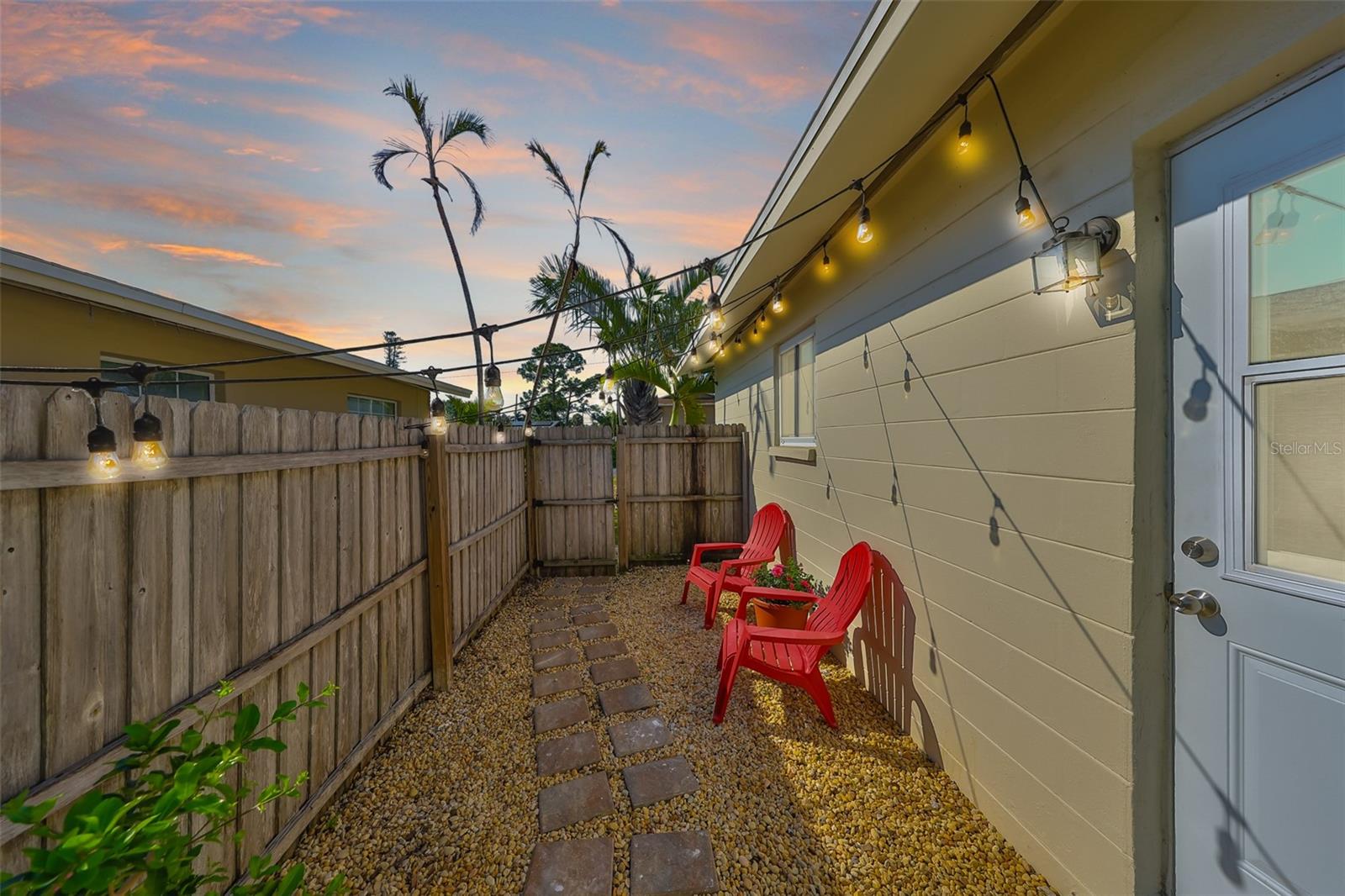 23. Charming Side Yard