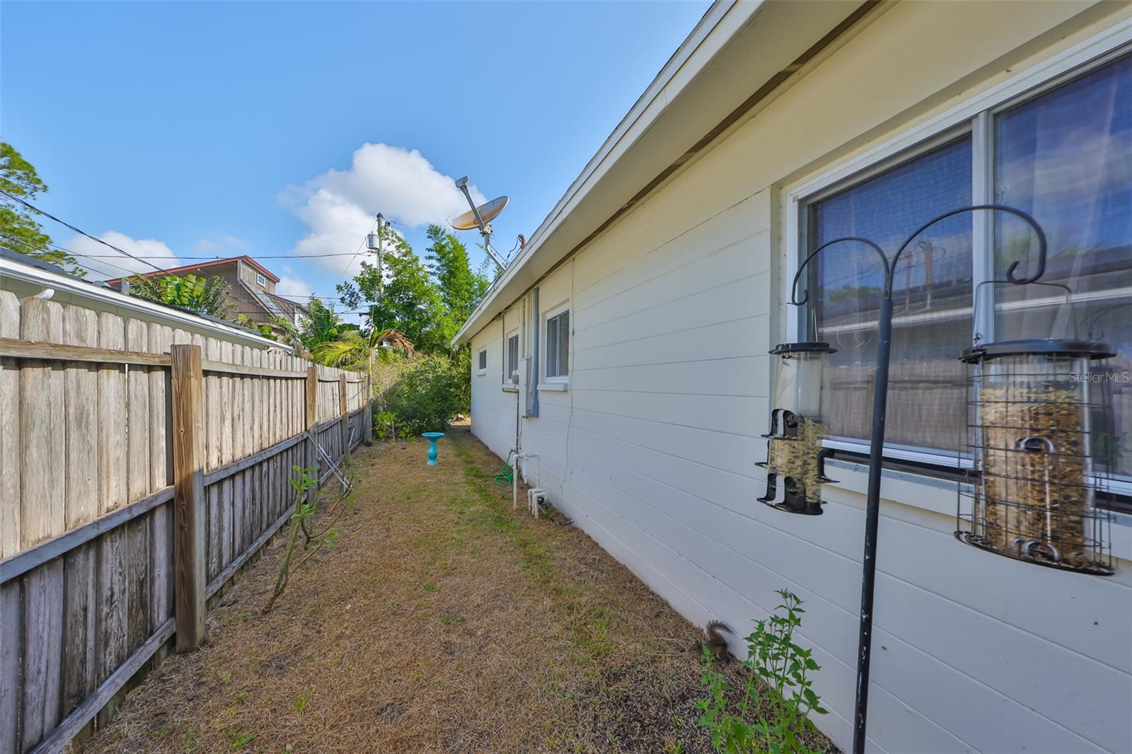 28. Side Yard