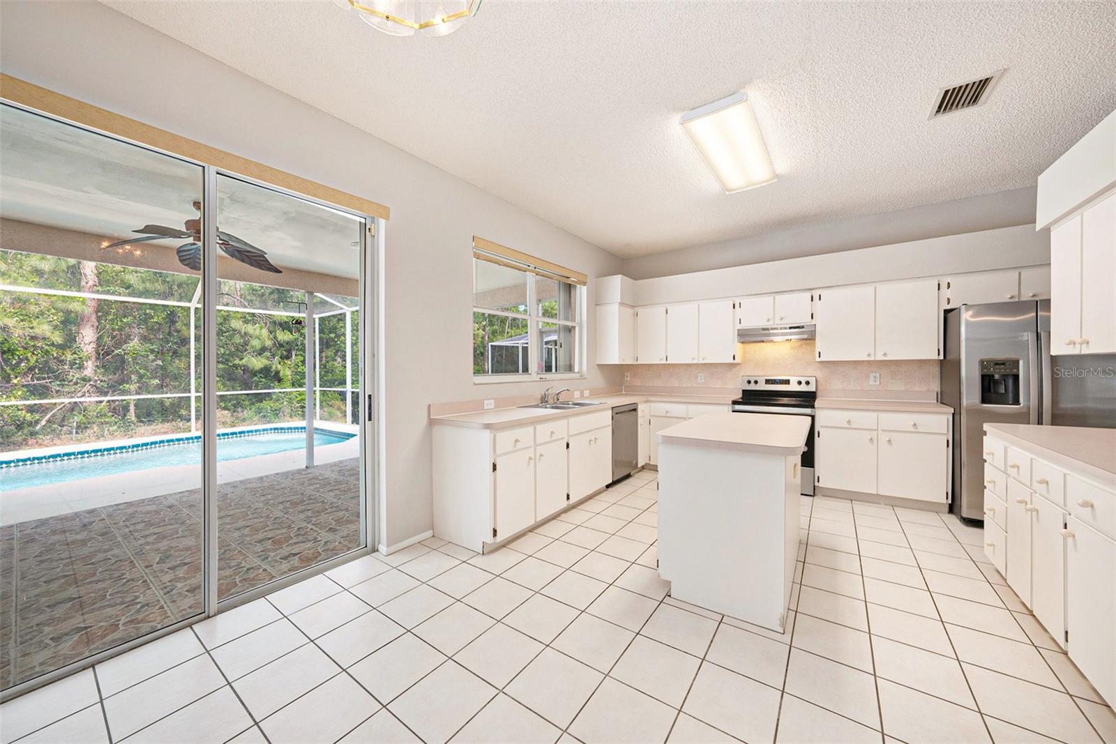 Newer appliances will delight your chef!