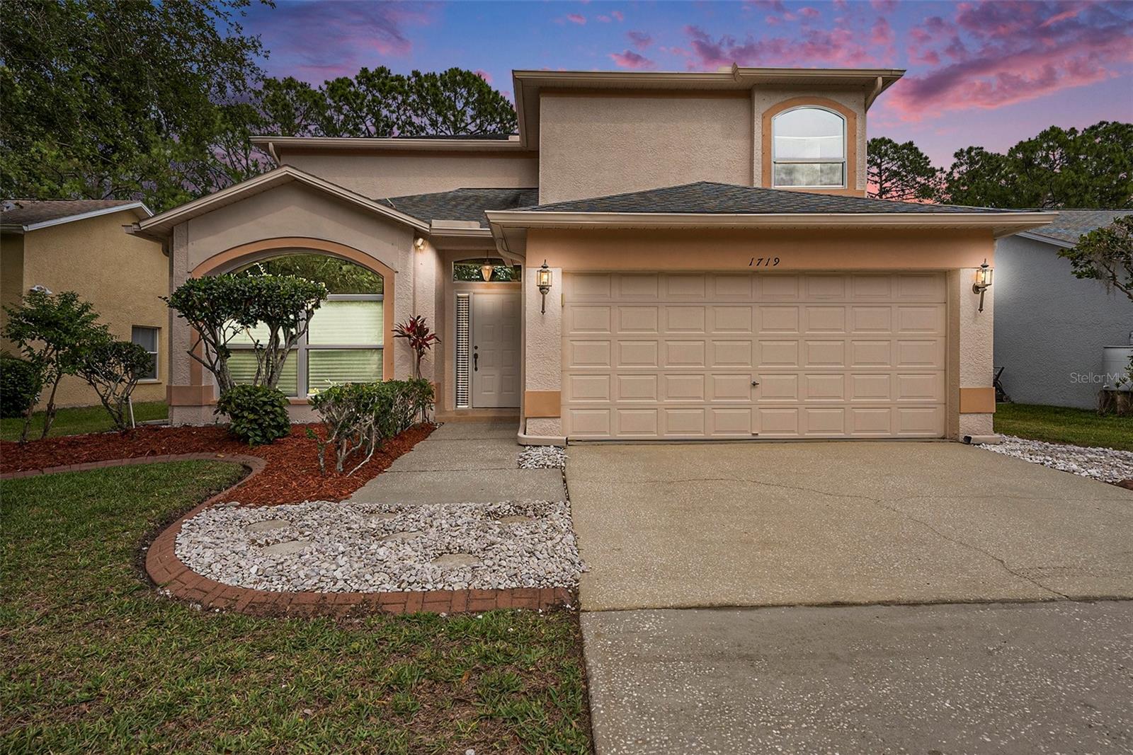 From sunrise to sunset, this prestigious address awaits!