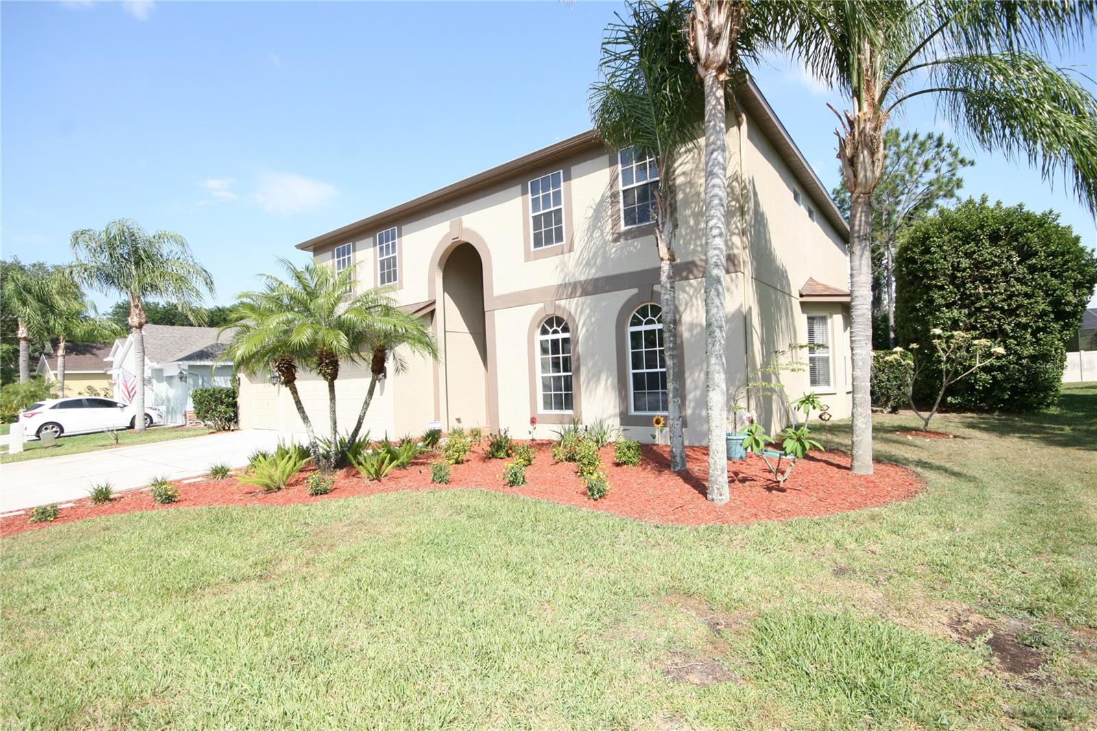 Larger front right angled yard-see Aerial