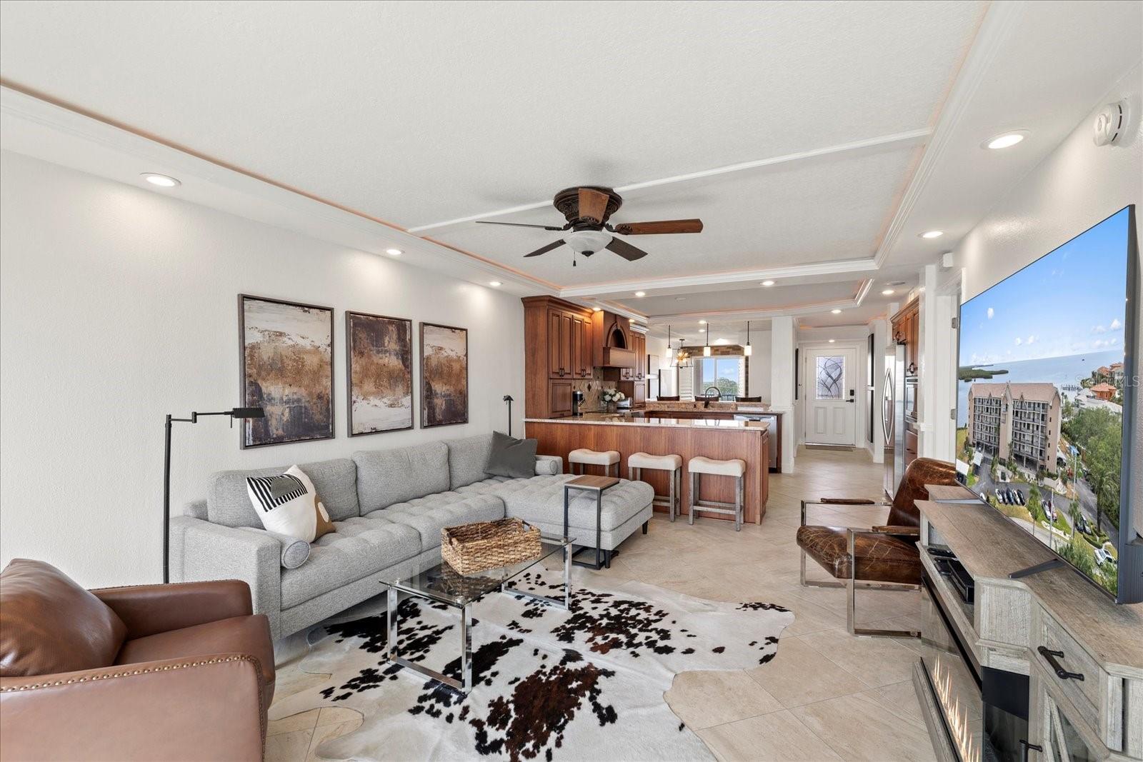 Luxury Grand Salon