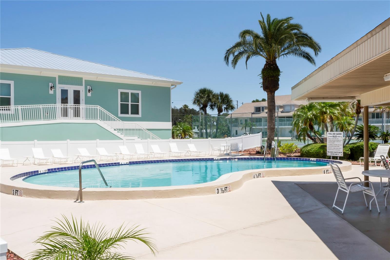 Sand Pebble Point Community