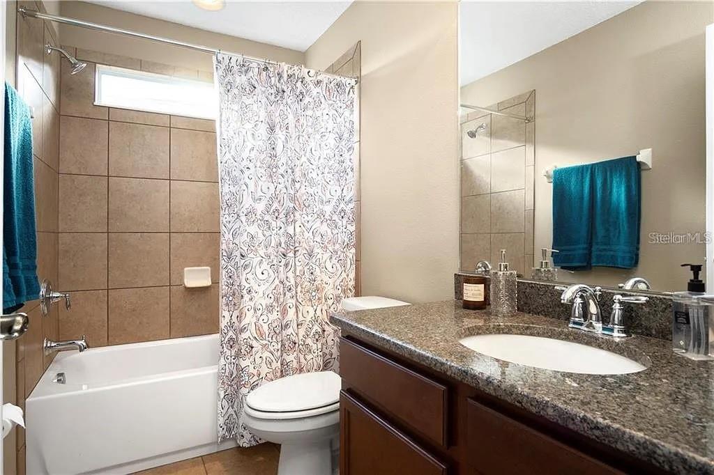 Upstairs Bathroom