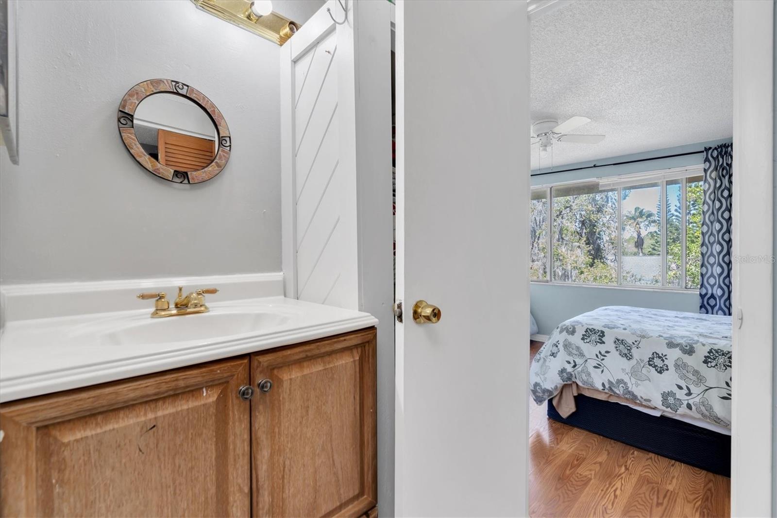 Primary Bedroom with En-Suite Bathroom