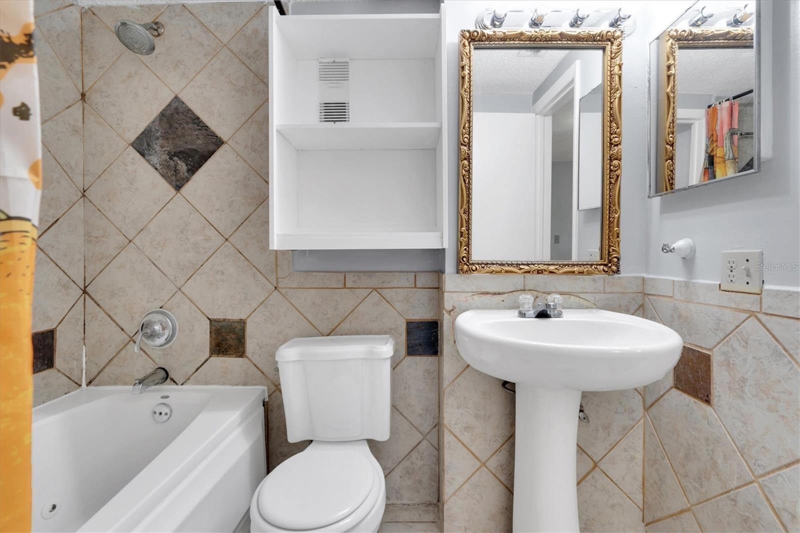 En-Suite Bathroom