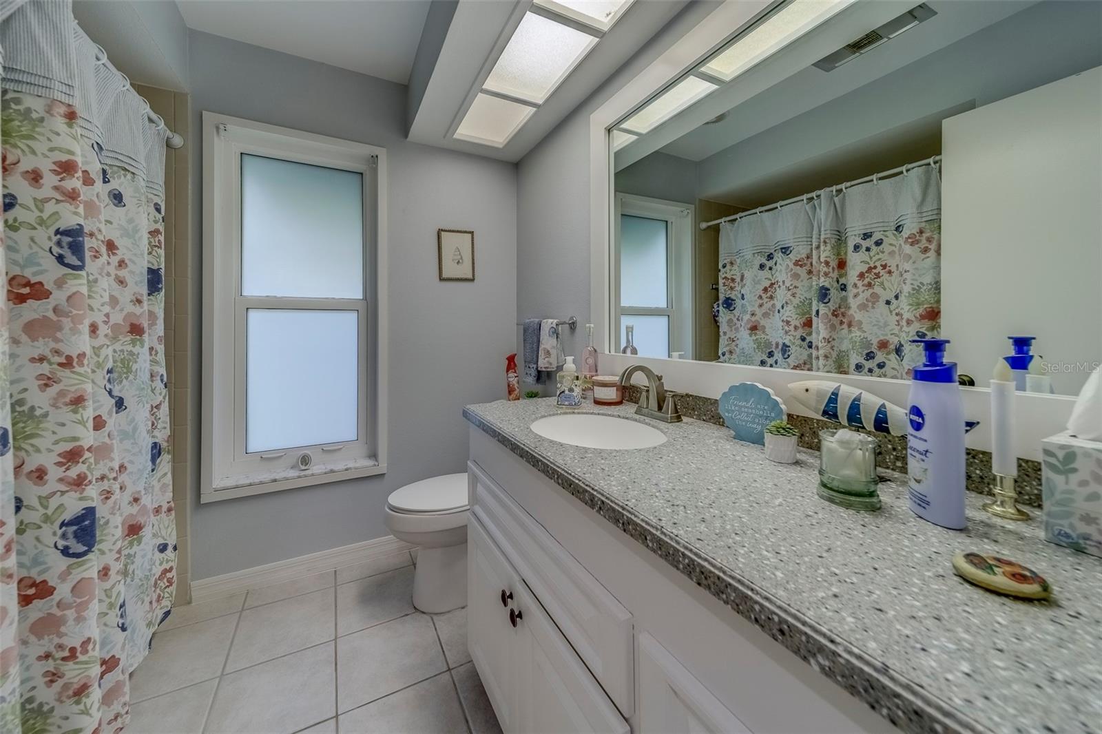 Bathroom 2.