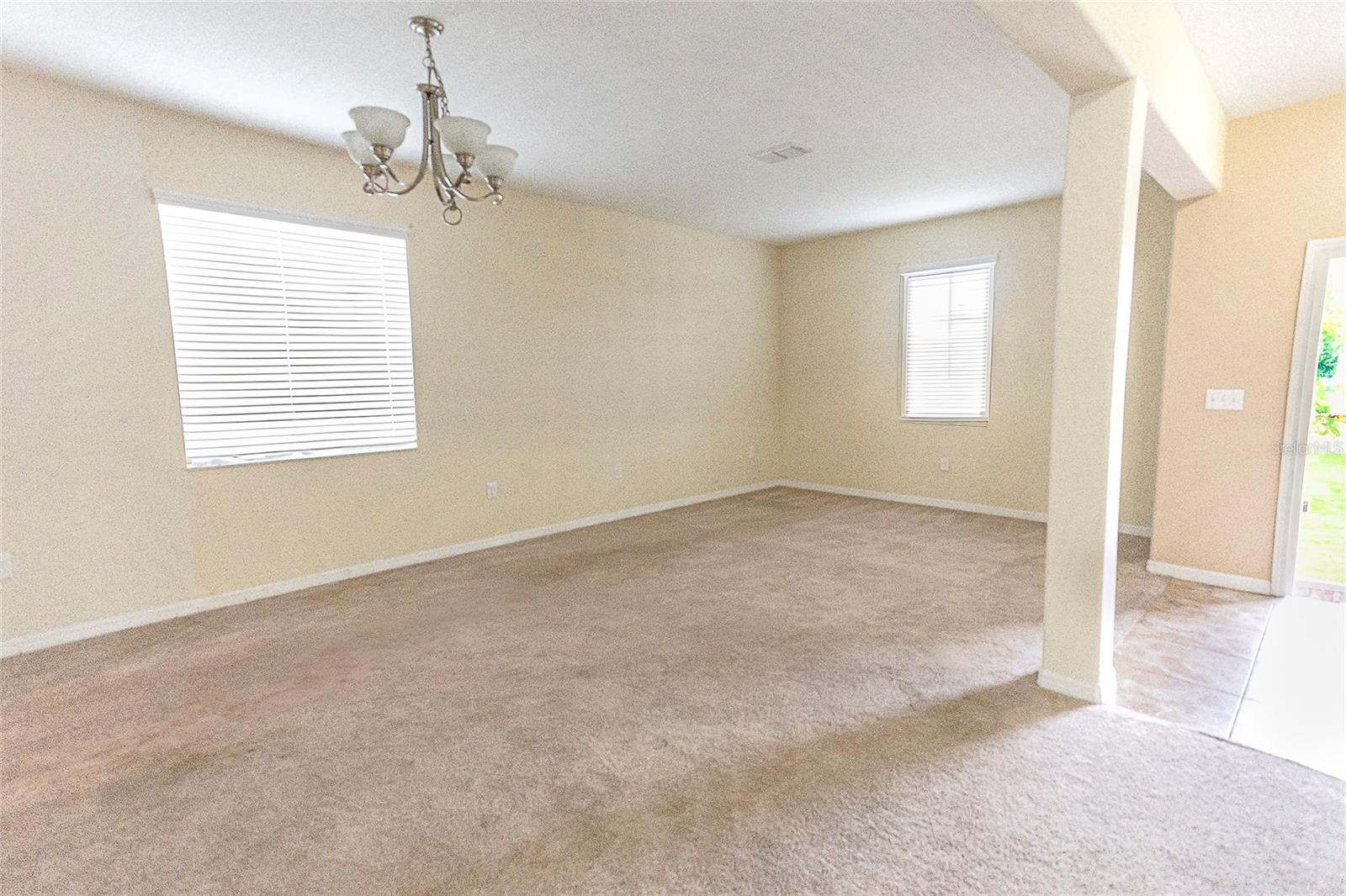 Dining Room/Den Combo