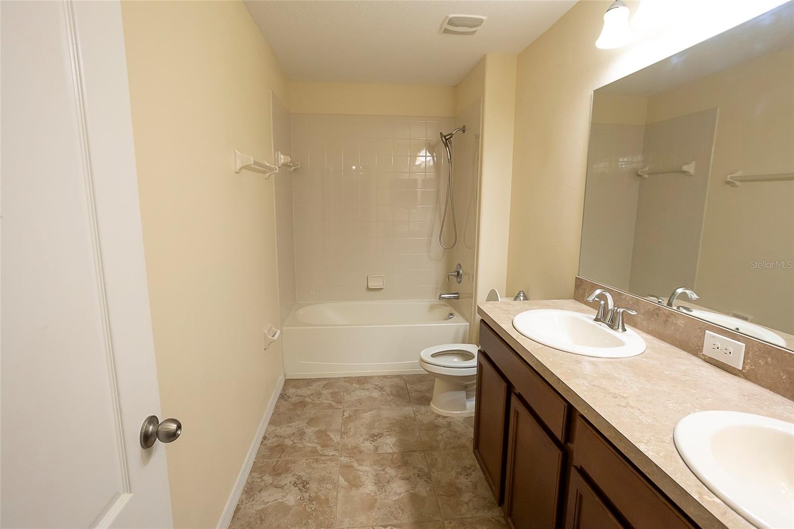 Second floor bathroom between bedroom 3 and 4