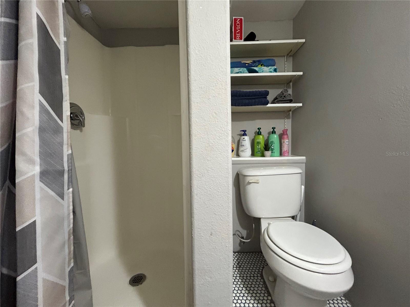 Lower unit