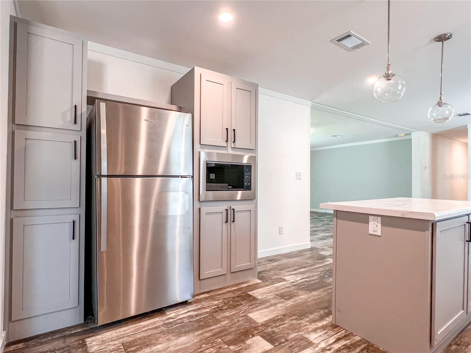 Spacious modern kitchen
