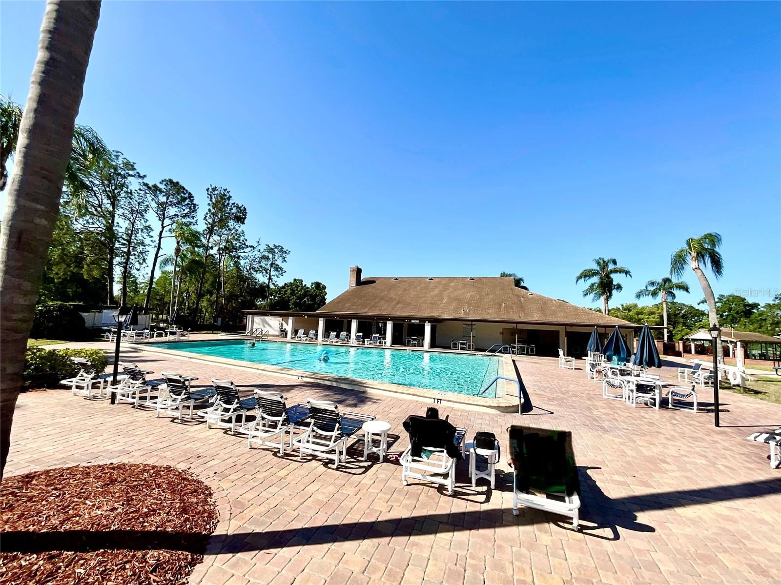 CLUBHOUSE