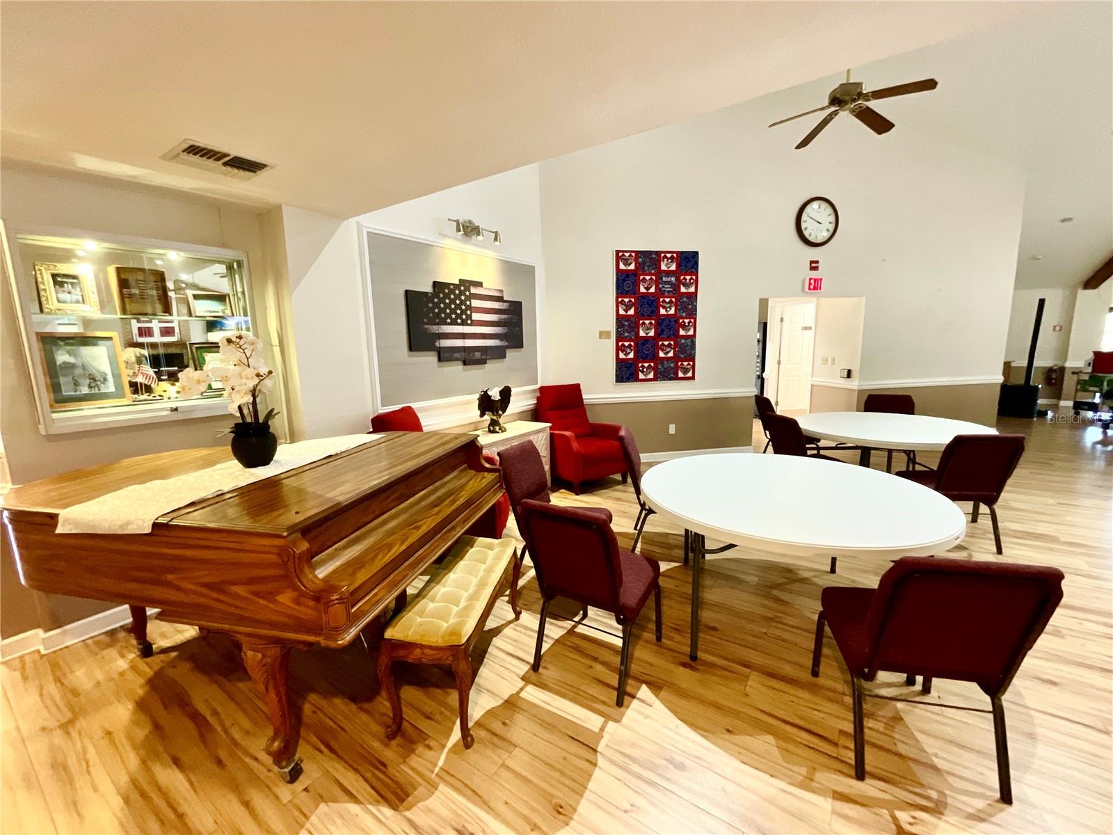 CLUBHOUSE