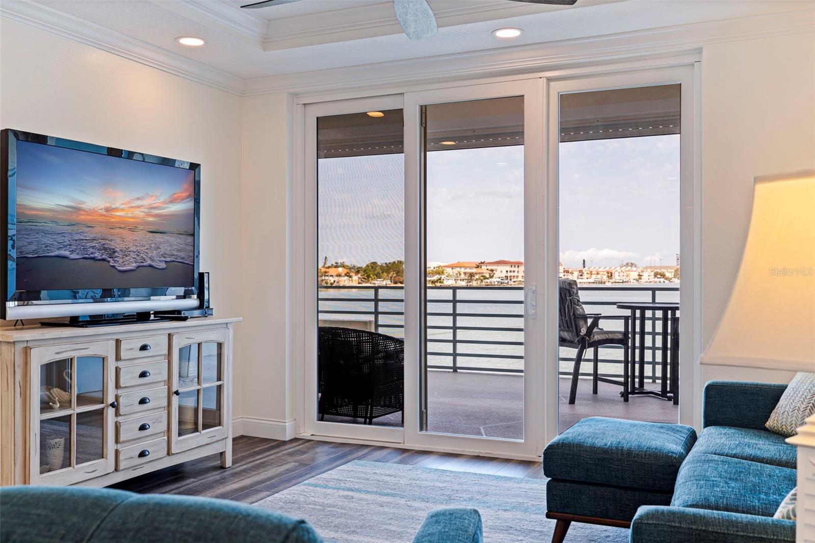 Gorgeous Views from the minute you walk in!