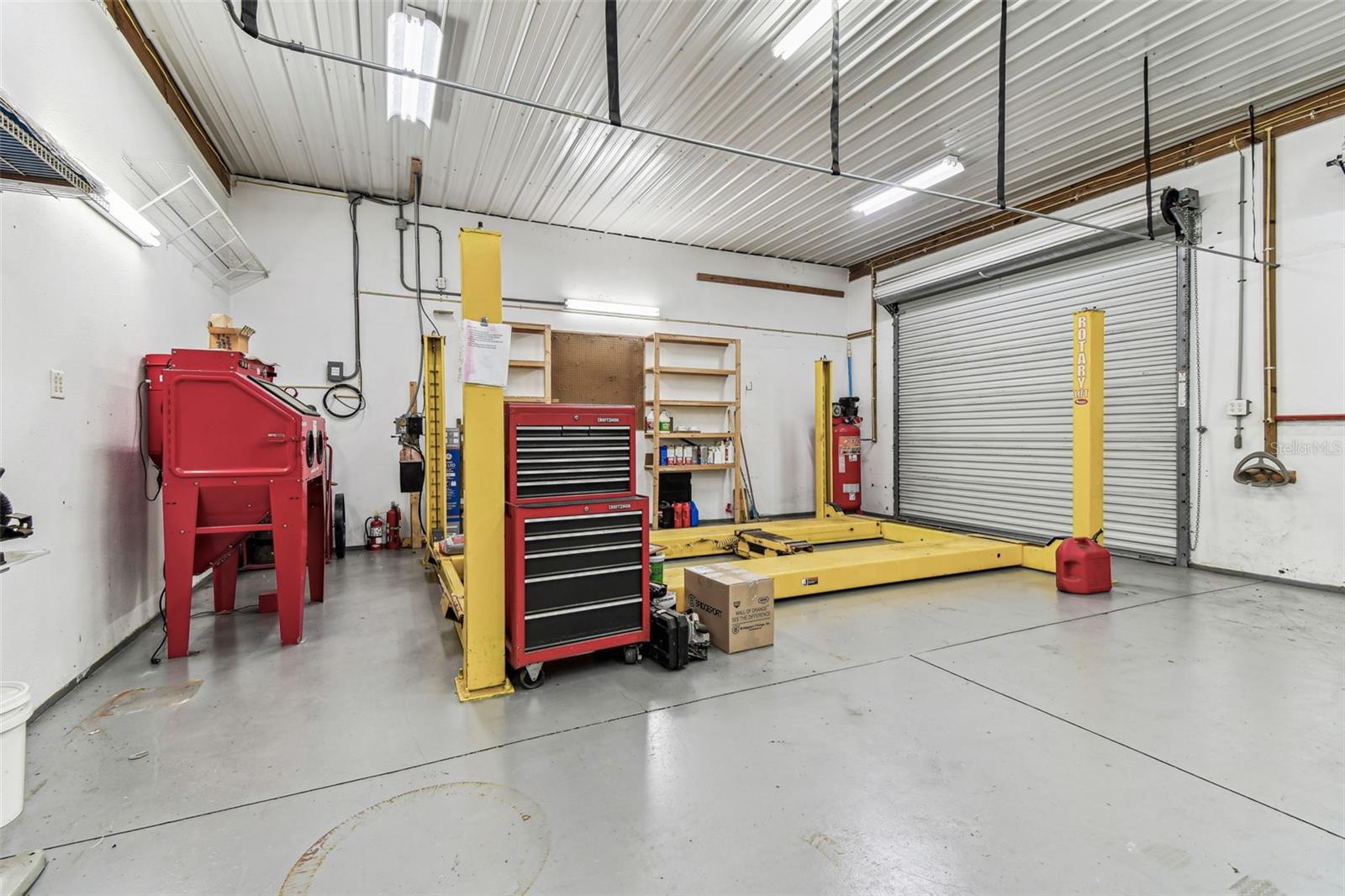 Car lift