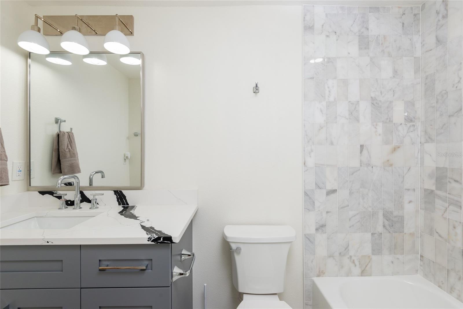 Second floor full bath