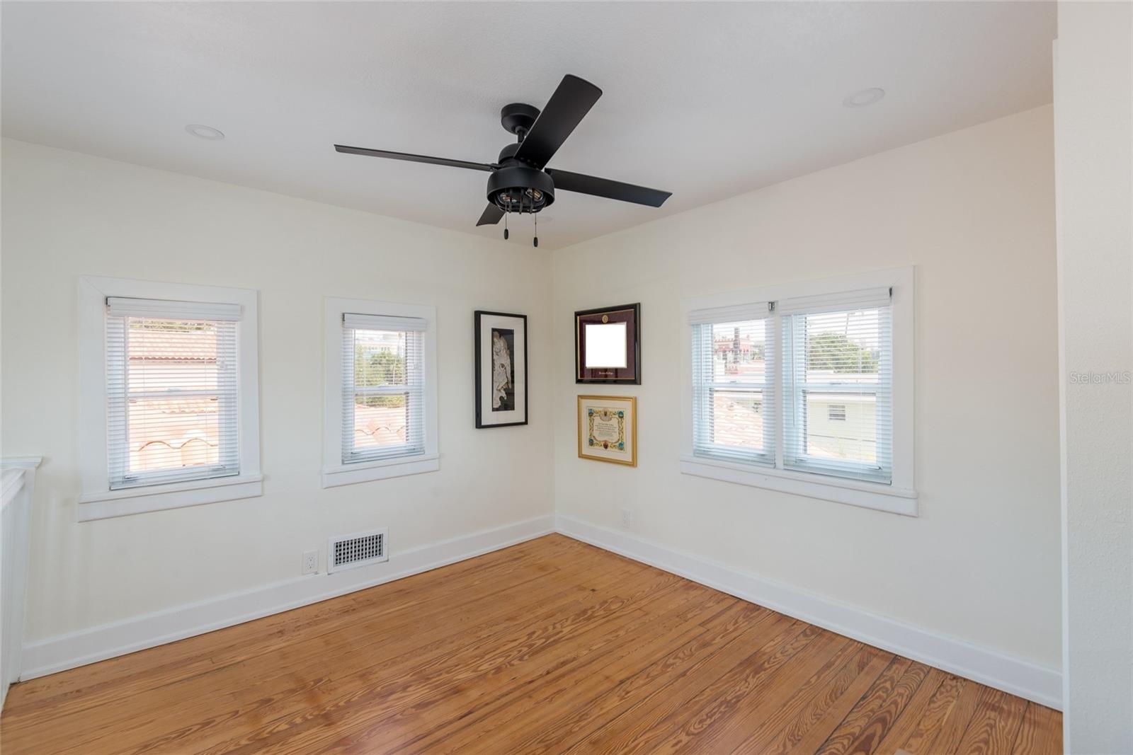 3rd floor loft space