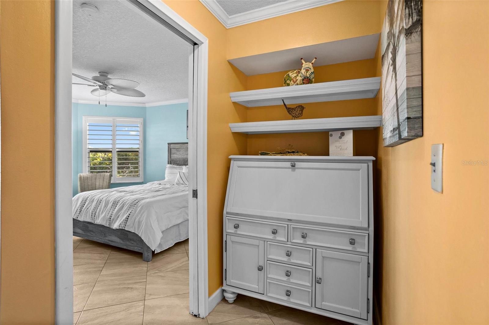 Nook next to primary bedroom