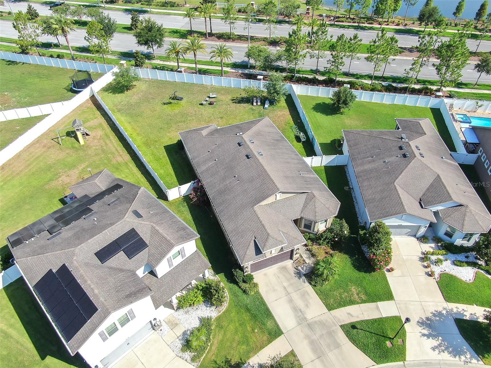Largest lot on the Cul-de-Sac