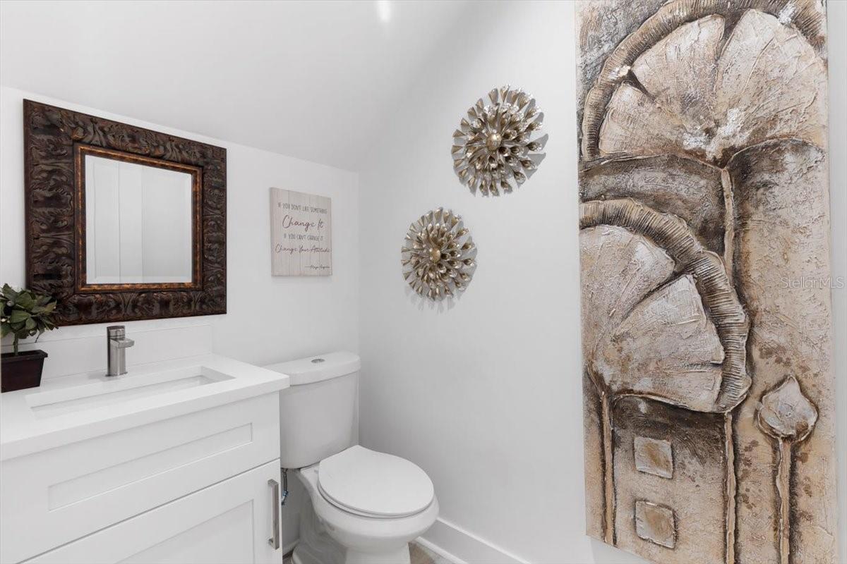 1/2 BATH