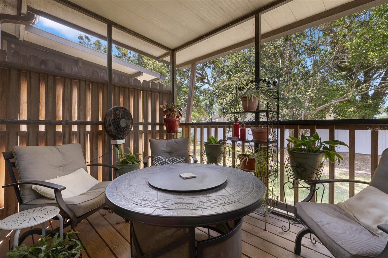 Private screened patio