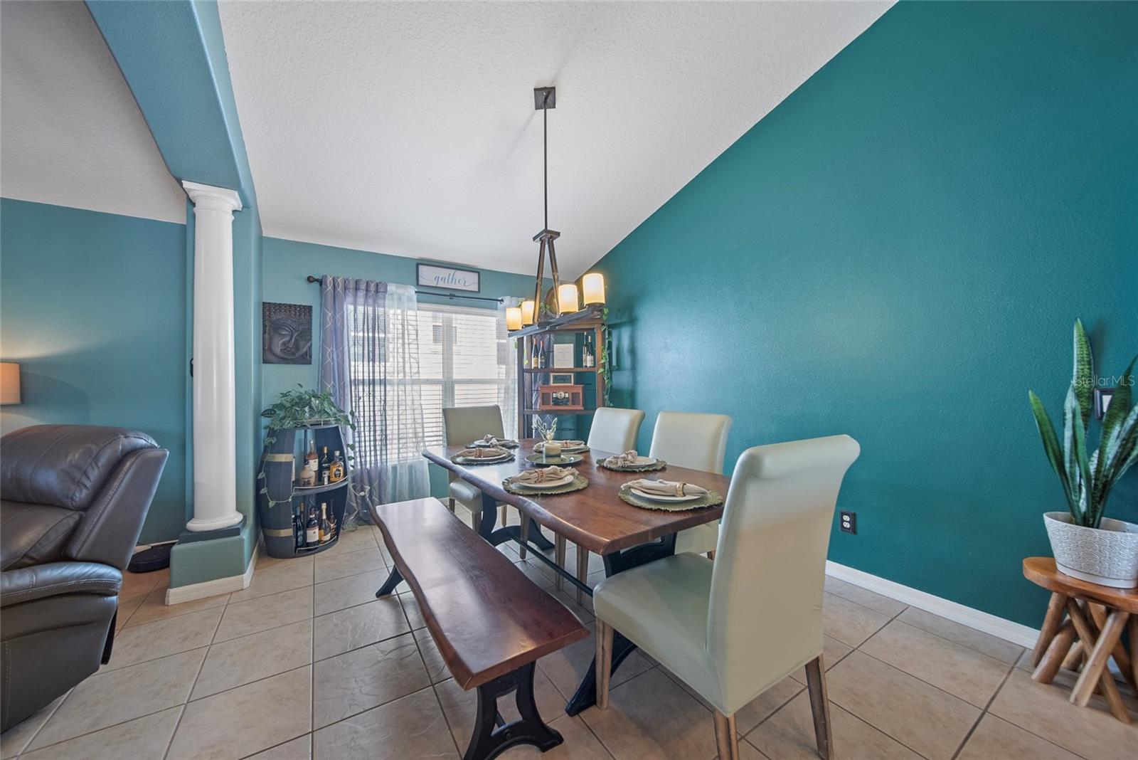Formal Dining