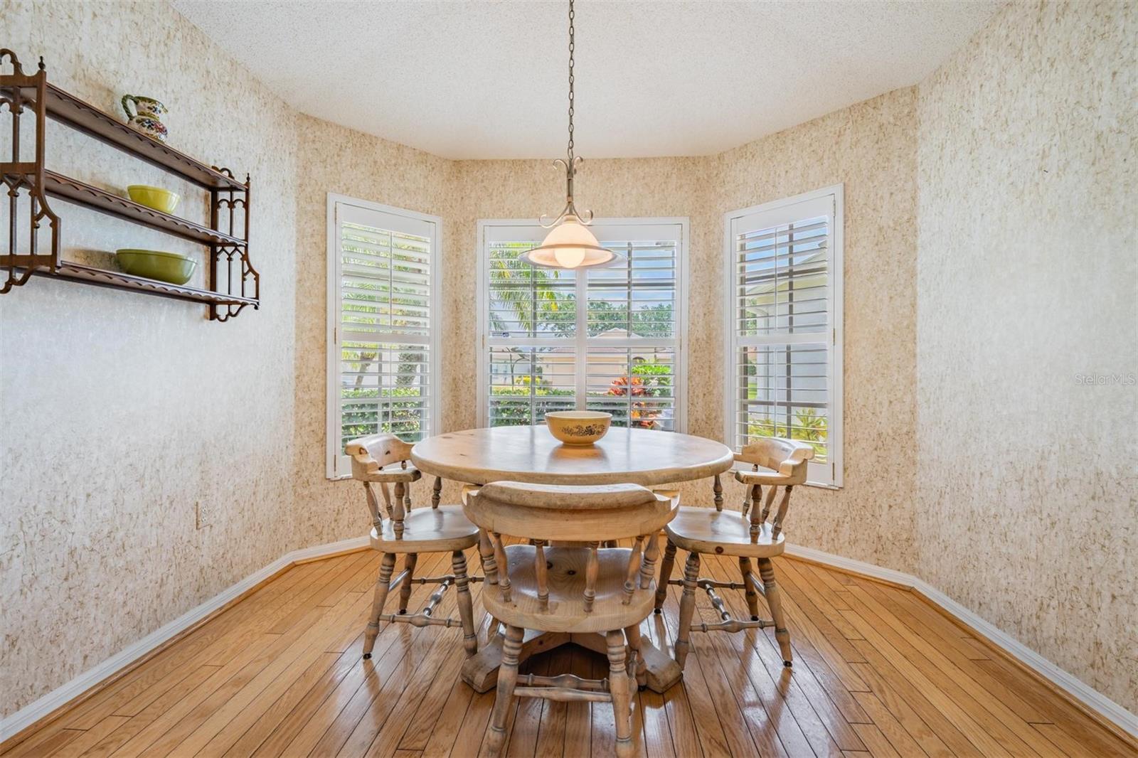 Breakfast nook