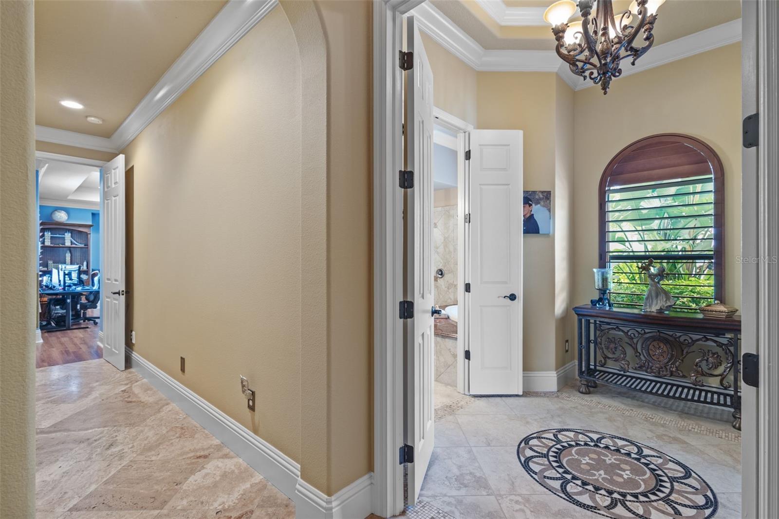 Primary suite foyer.
