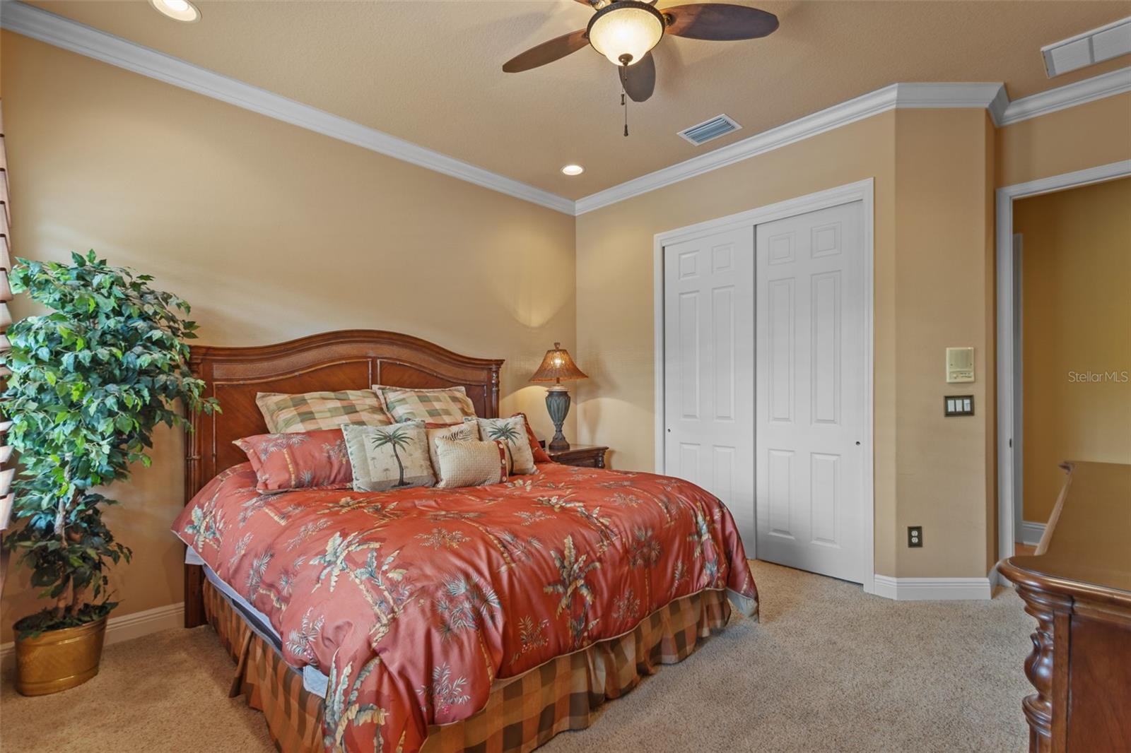 Second floor guest room.