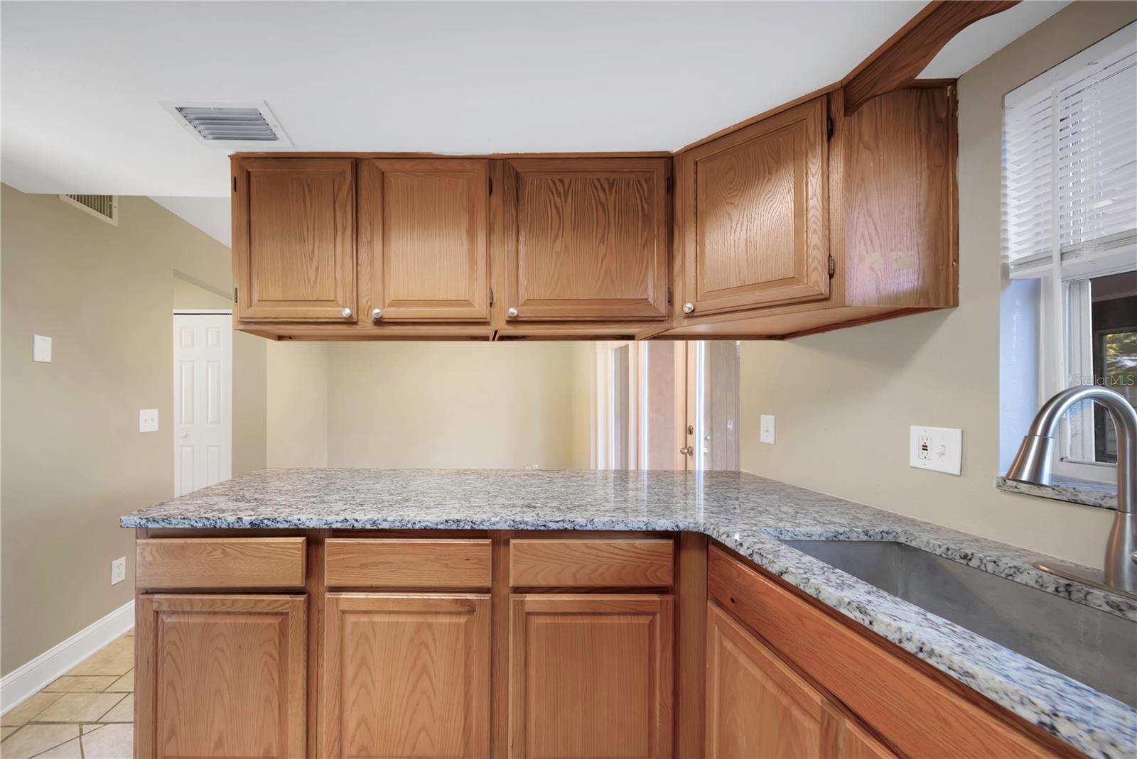 Kitchen - Left View