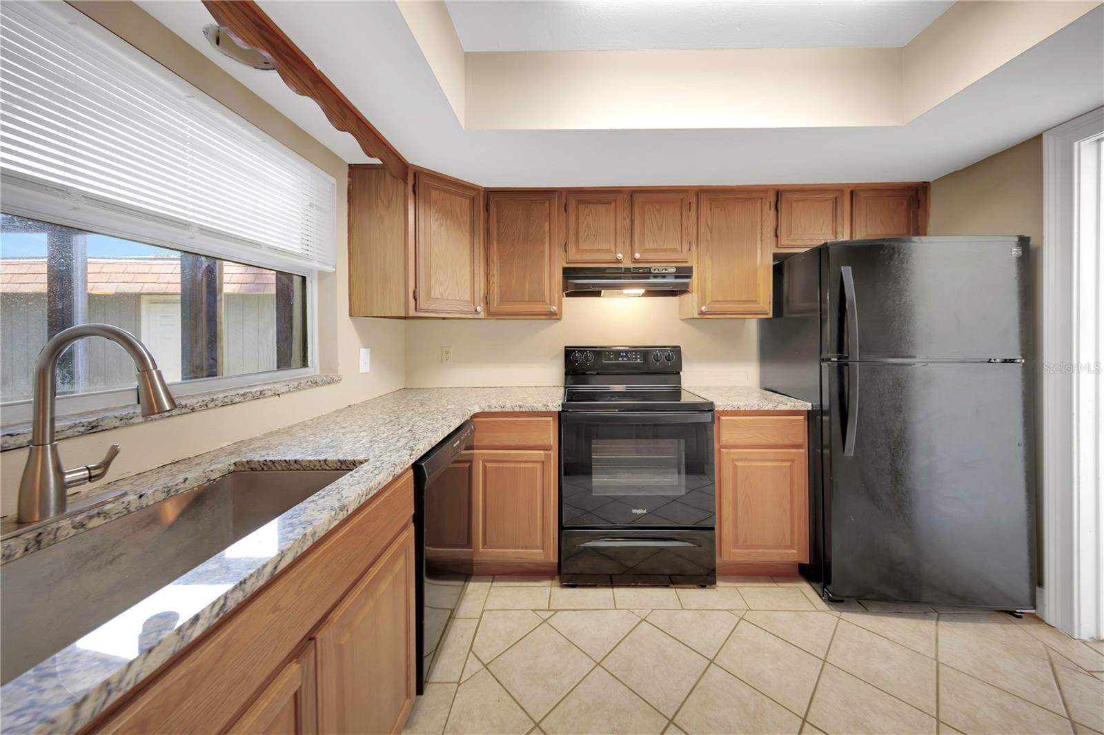 Kitchen - Right View