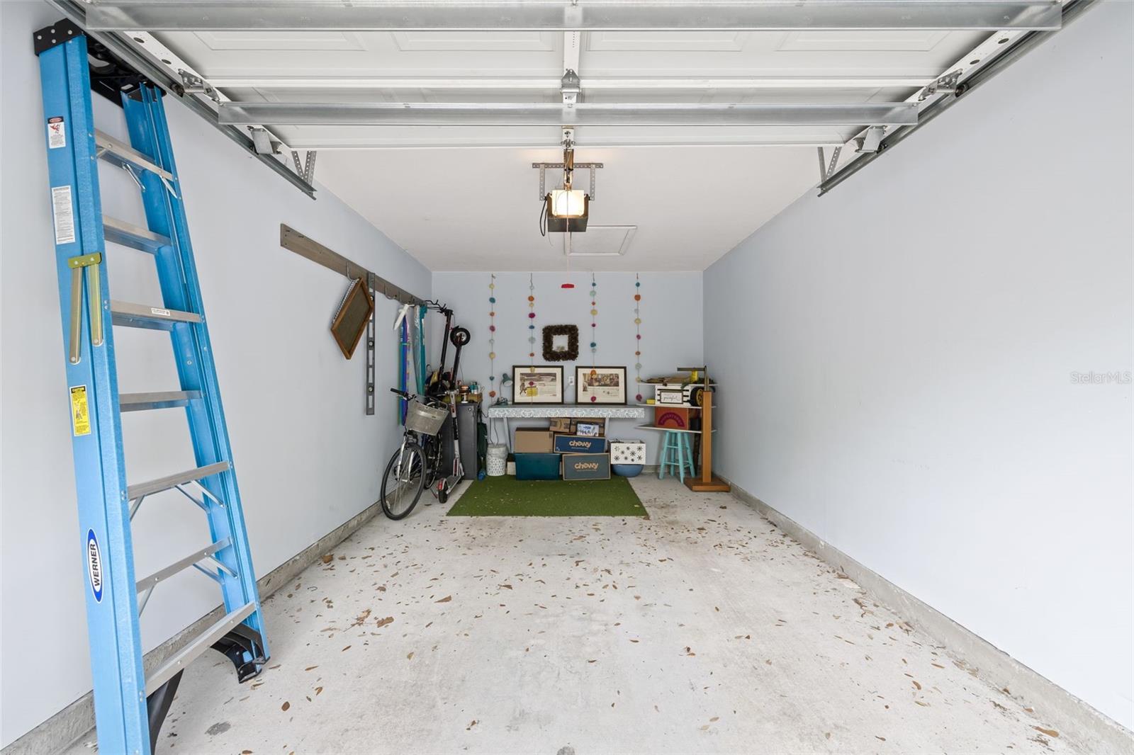 garage