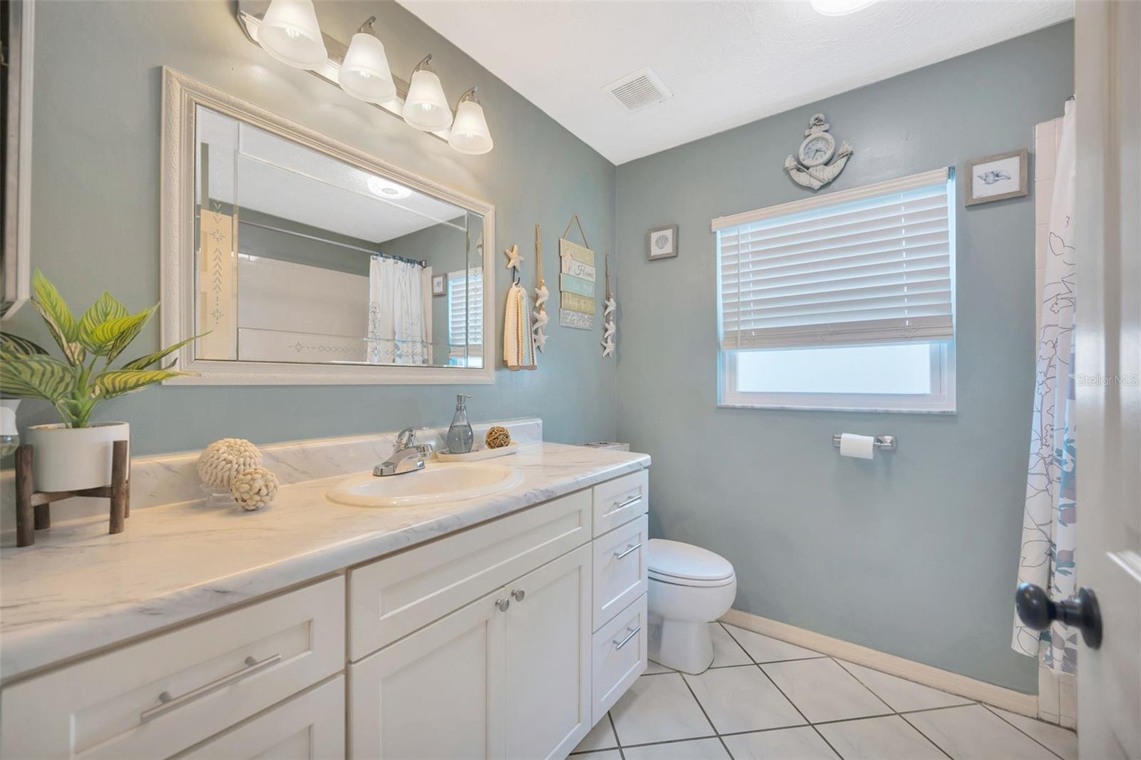 Secondary Bath
