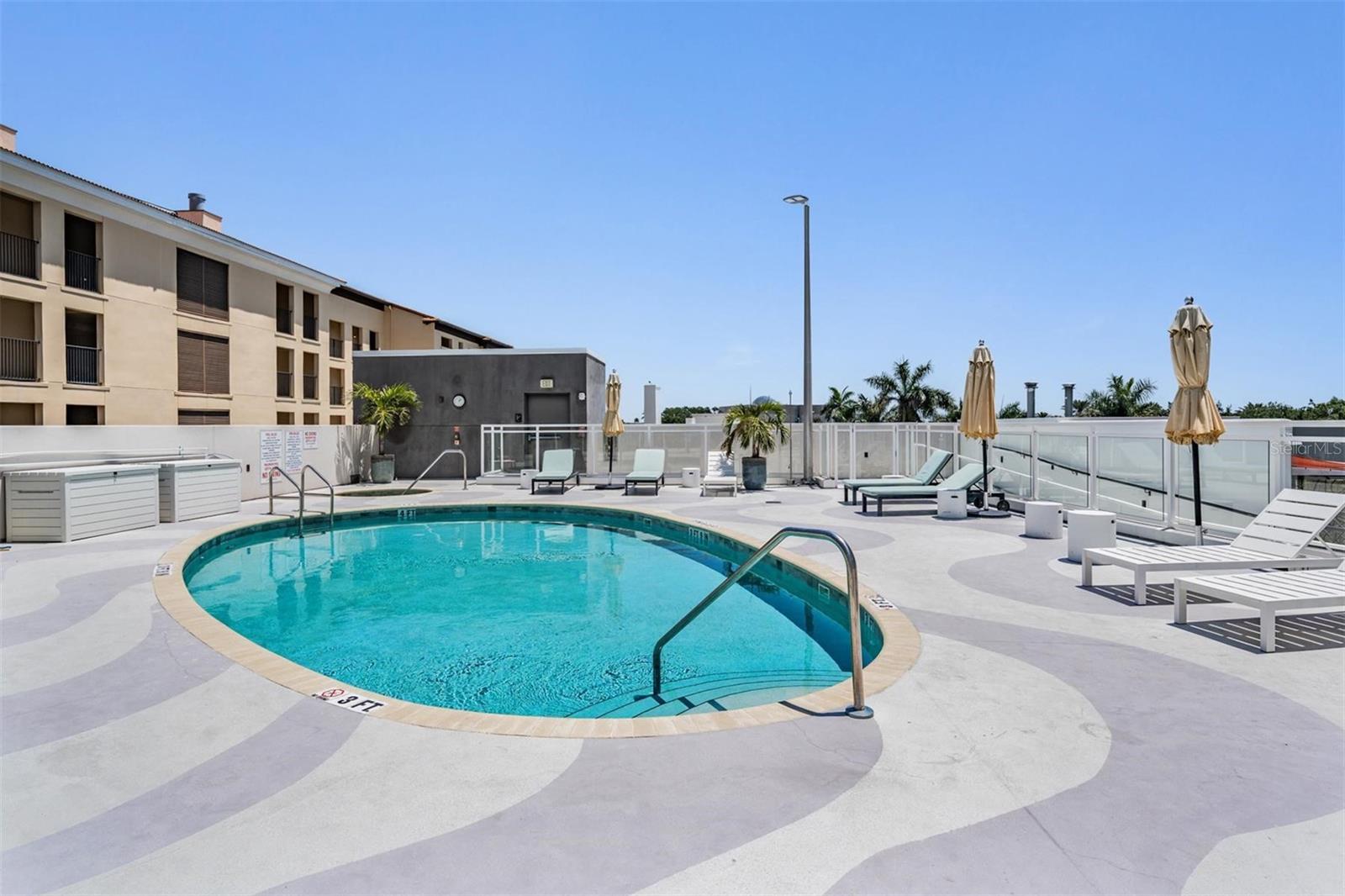 Salt water heated Pool