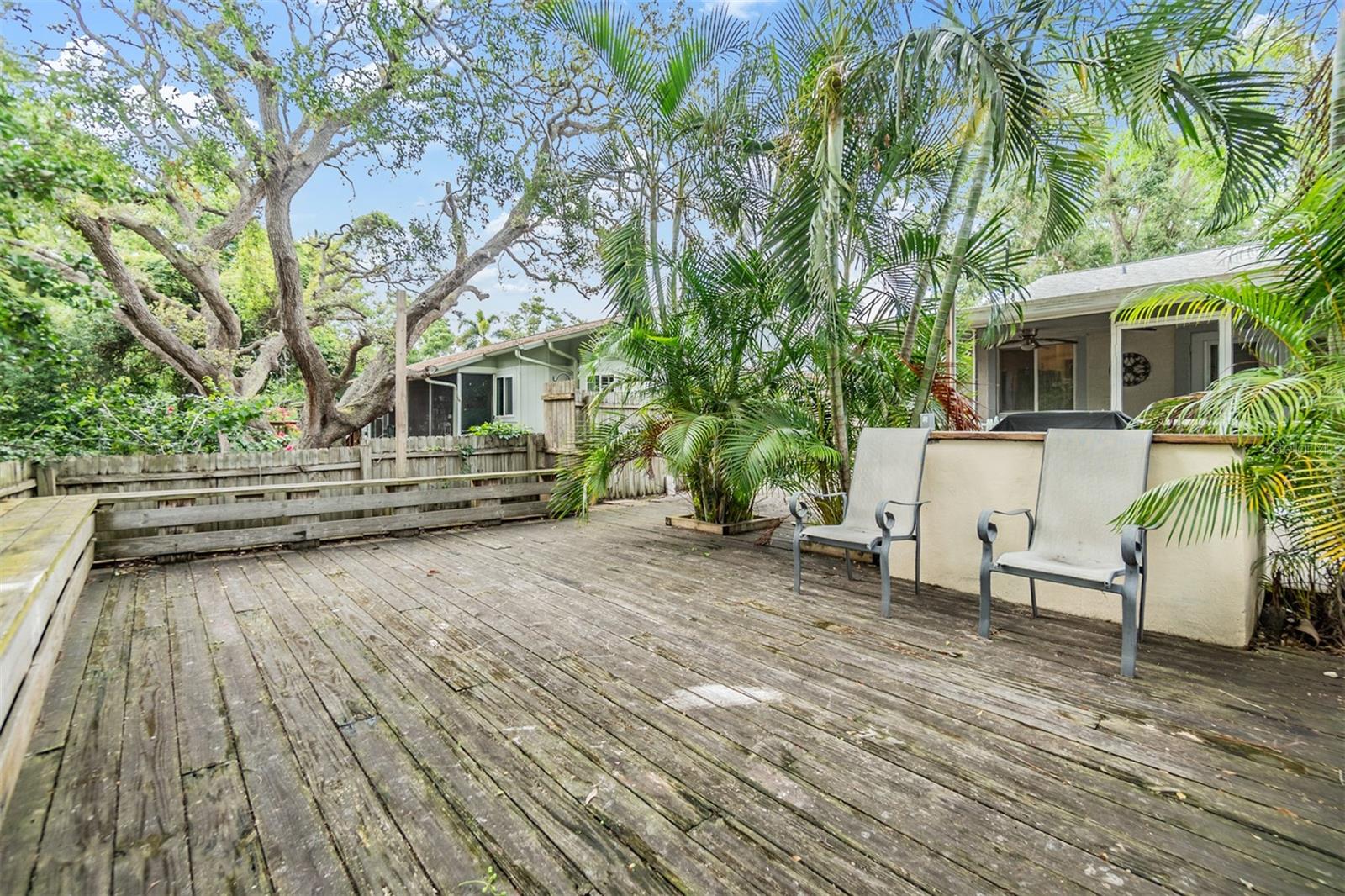 Private Side Yard