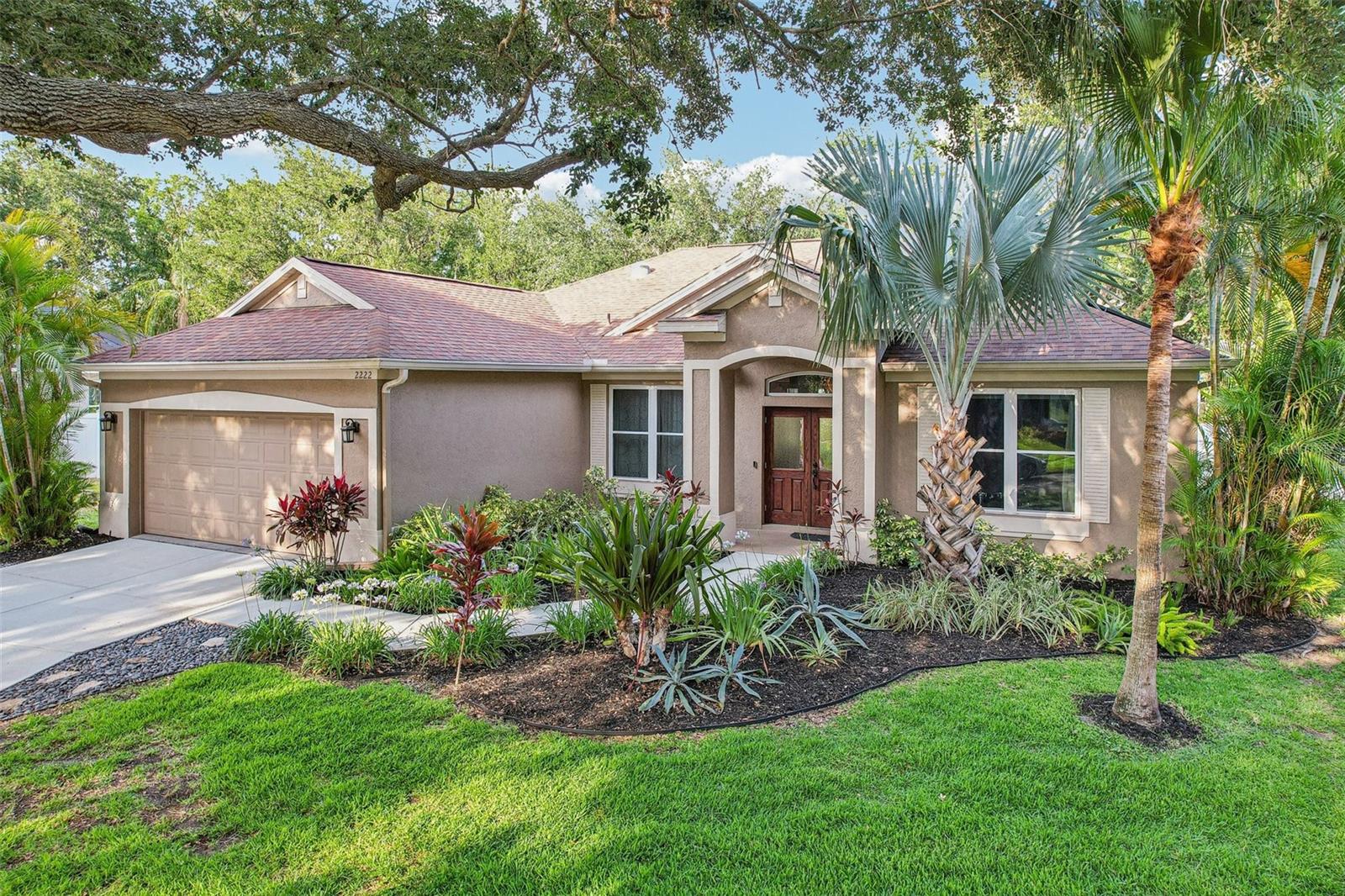 Perfectly Manicured front yard