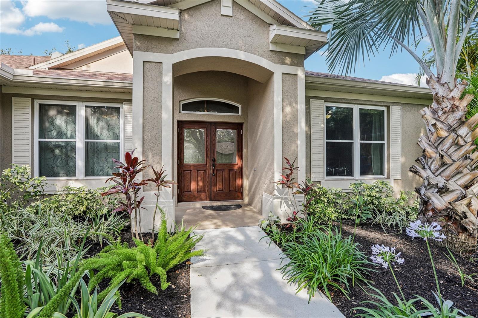 Double glass front door