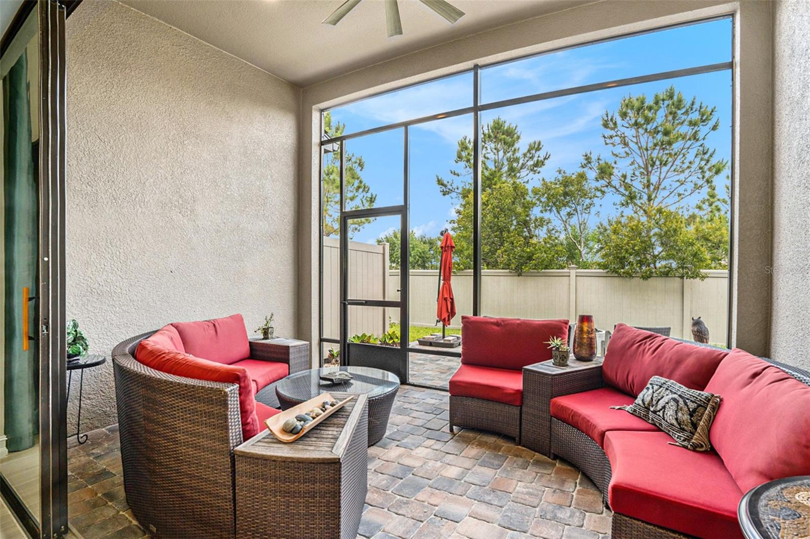 Screened in Lanai