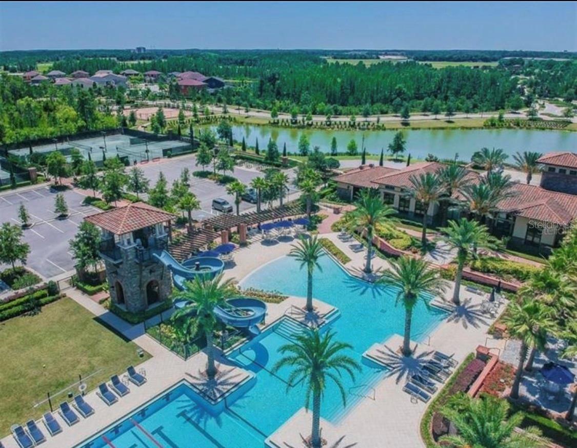 Estancia Pool and Amenities